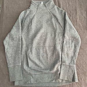Fabletics grey sweatshirt